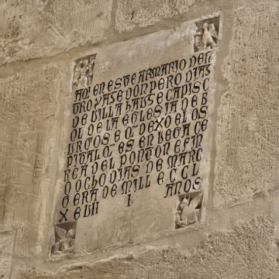 Inscripción enterramiento fundador