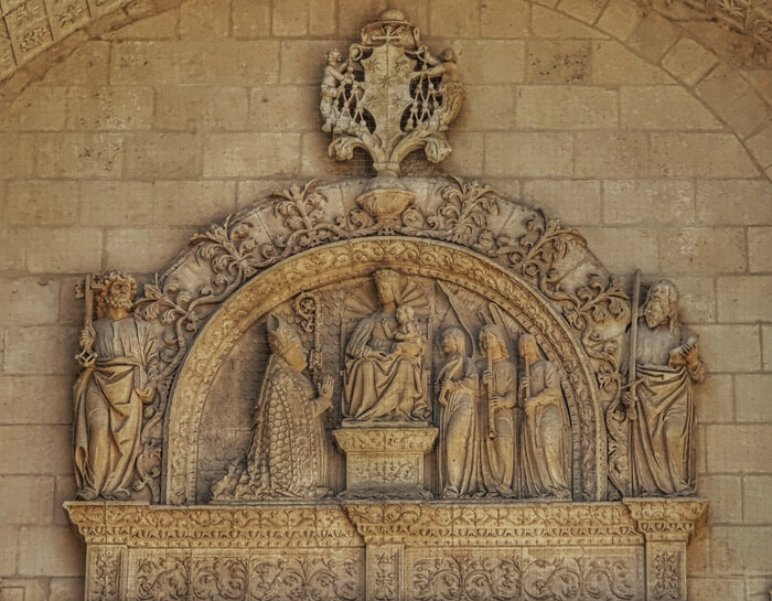 Puerta de Pellejería. Catedral de Burgos. Remate