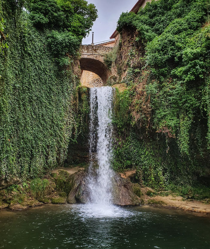 Cascada de Tobera. Fr&iacute;as