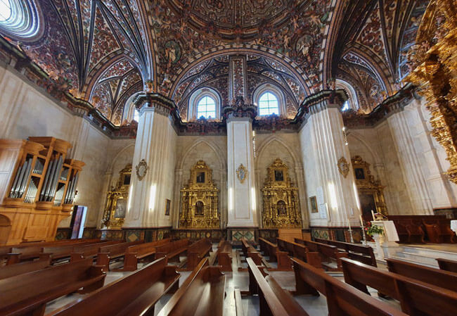 Retablos laterales Capilla Santa Tecla. Catedral Burgos