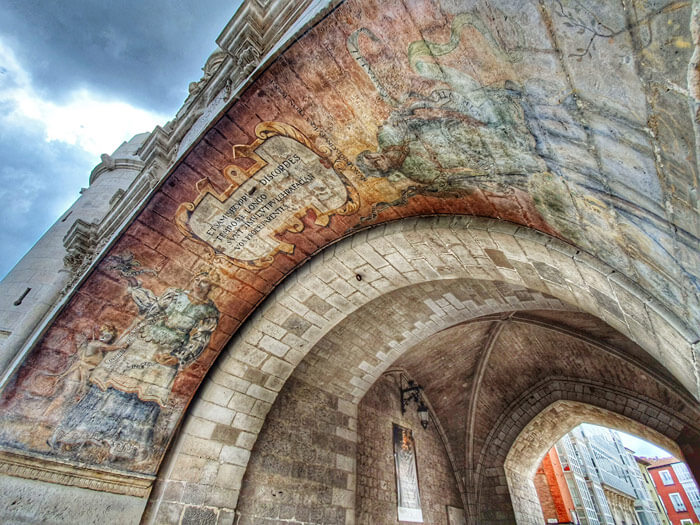 Intradós Arco de Santa María