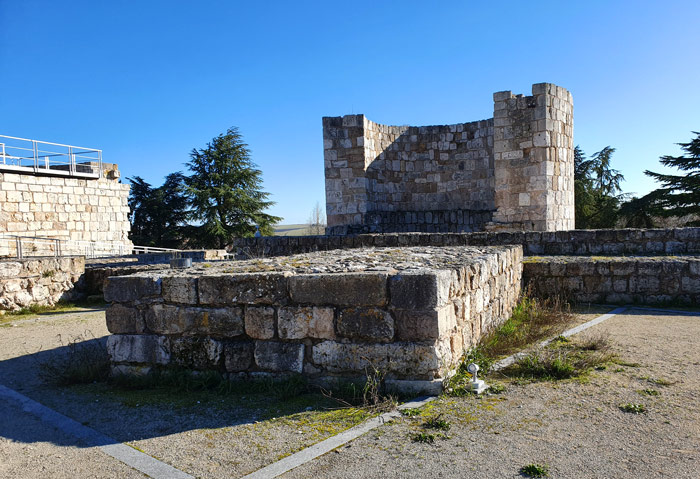 Palacio Alfonso X. Castillo de Burgos